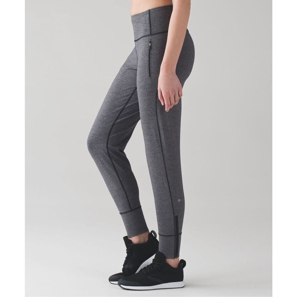 Lululemon Fresh Tracks Pant II Heathered Black Size 8 Sporty Gym Workout Lounge